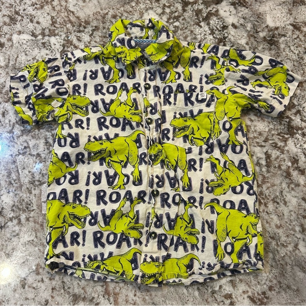 215.  Sovereign + Code Kids Dinosaur Print Shirt - Green and White size 4